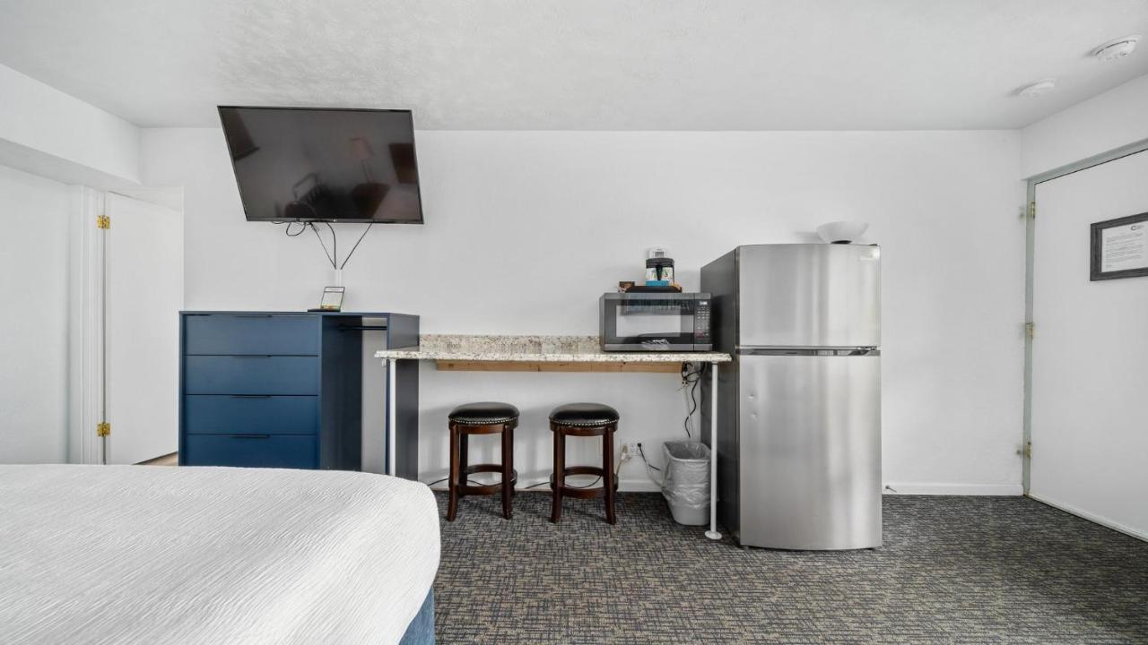 Grand Traverse Motel Traverse City Buitenkant foto