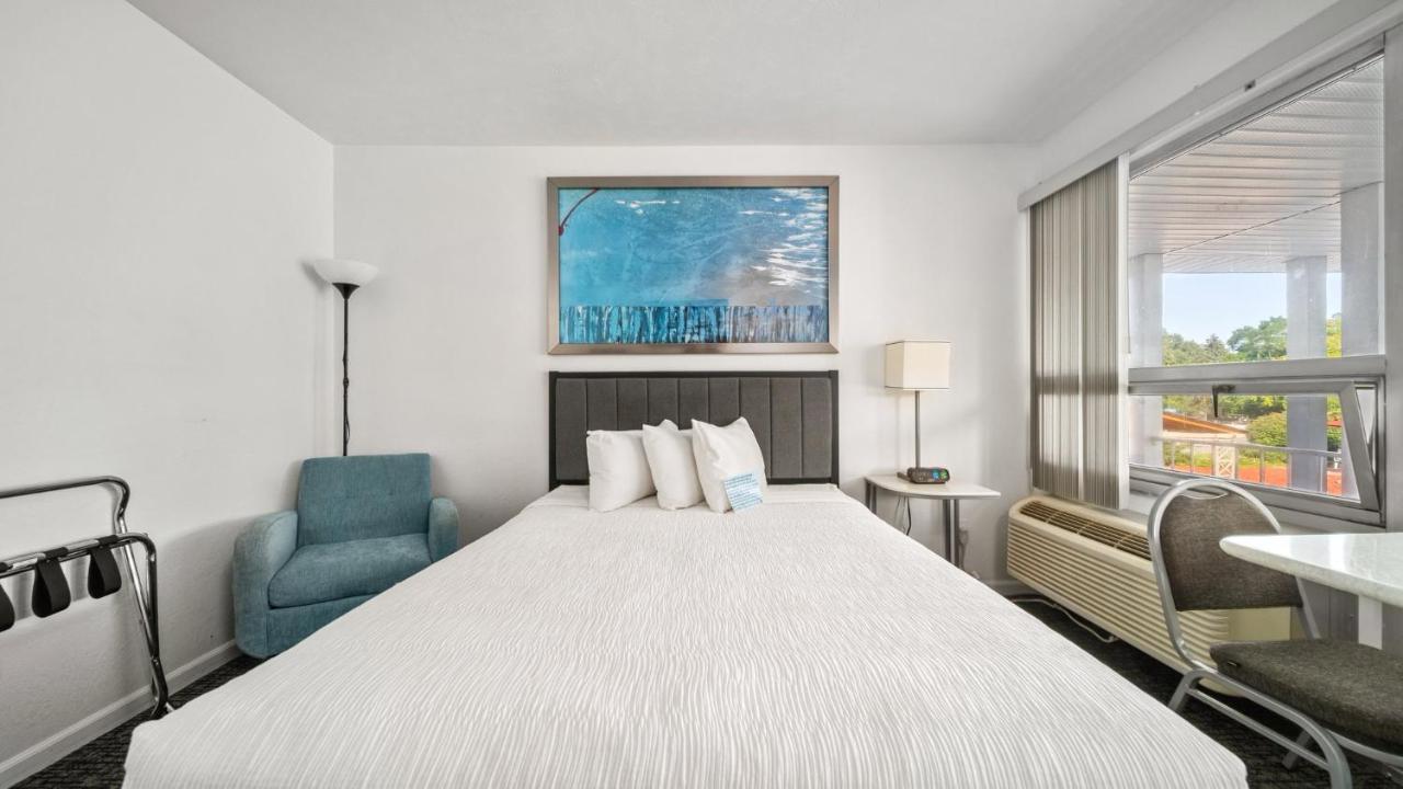 Grand Traverse Motel Traverse City Buitenkant foto