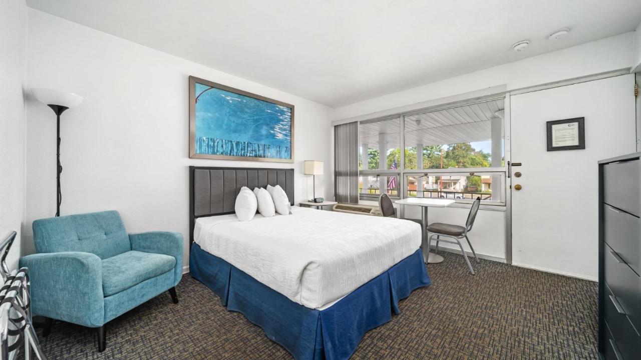 Grand Traverse Motel Traverse City Buitenkant foto