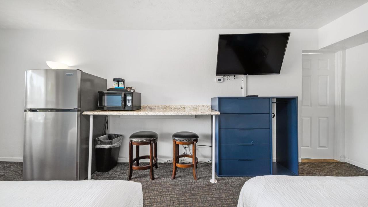 Grand Traverse Motel Traverse City Buitenkant foto
